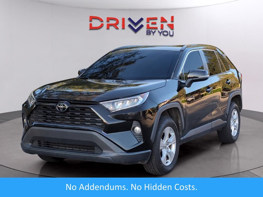 2021 Toyota RAV4 XLE FWD