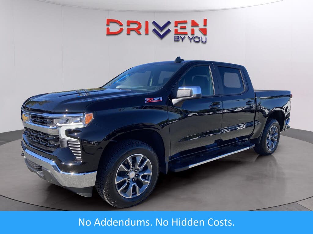 2026 Chevrolet Silverado 1500 LT Crew Cab 4WD