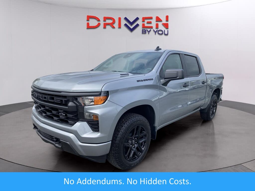 2026 Chevrolet Silverado 1500 Custom Crew Cab 4WD