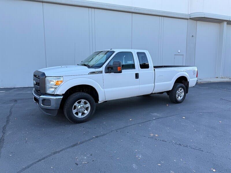 2013 Ford F-350 Super Duty XLT SuperCab 4WD