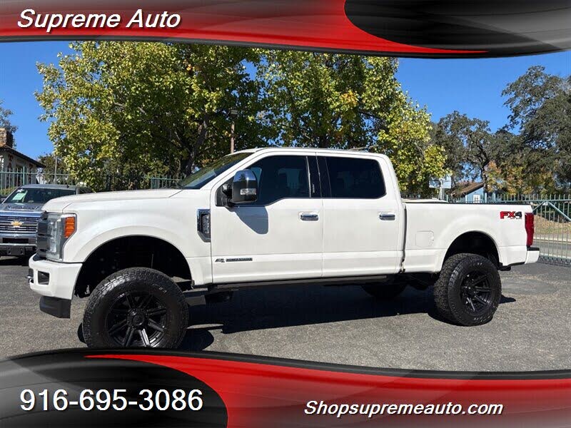 2017 Ford F-250 Super Duty Platinum Crew Cab 4WD