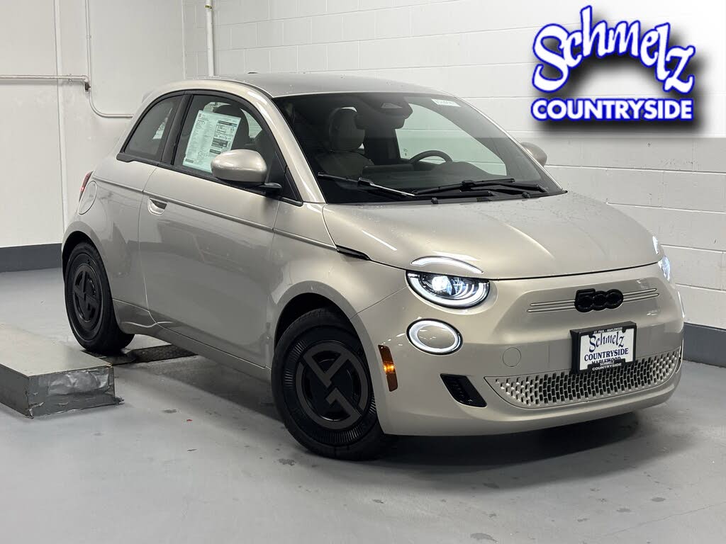 2025 FIAT 500e Giorgio Armani FWD