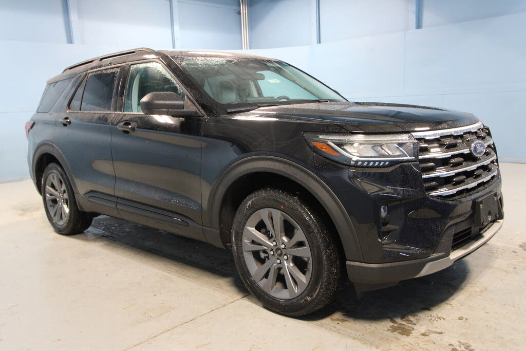 2026 Ford Explorer Active AWD