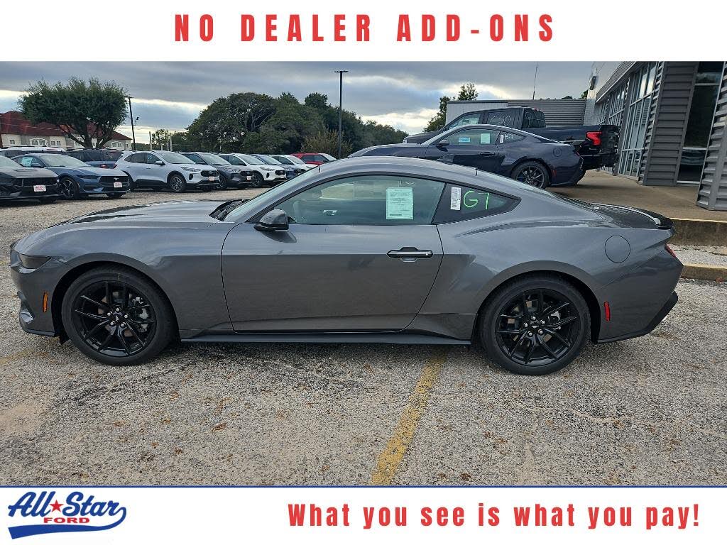 2026 Ford Mustang EcoBoost Fastback RWD