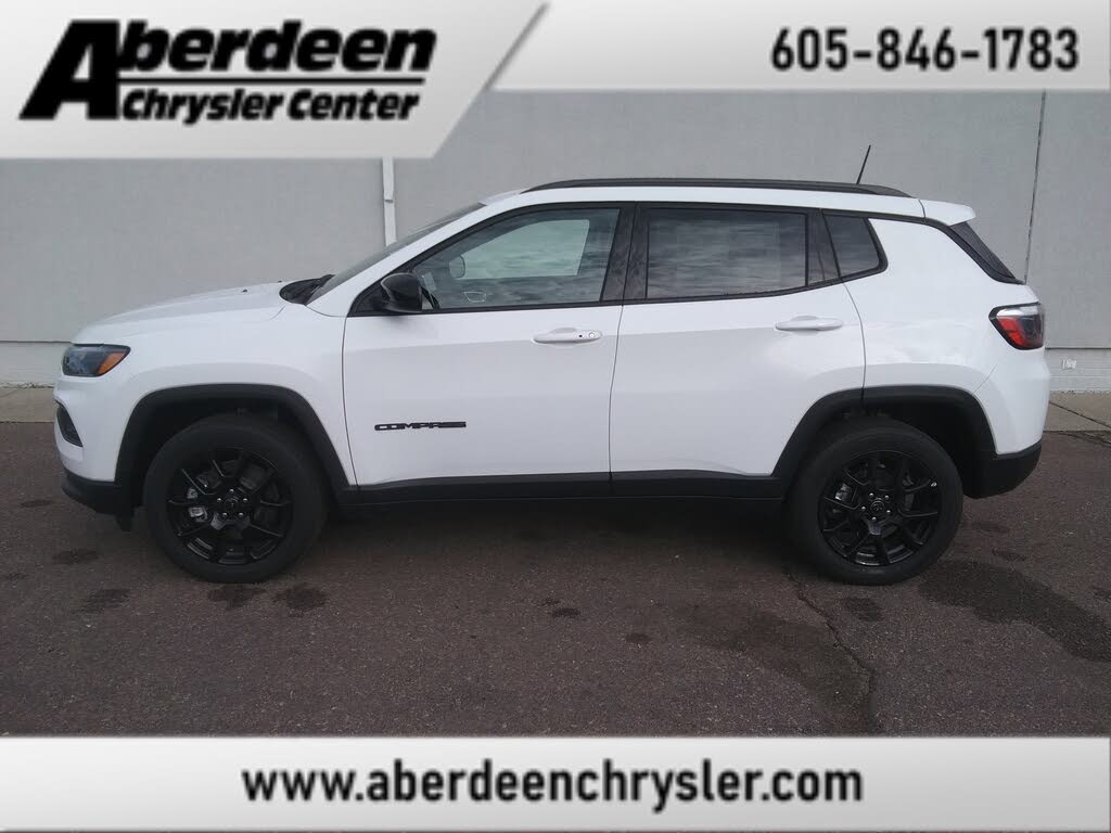 2026 Jeep Compass Latitude Altitude 4WD