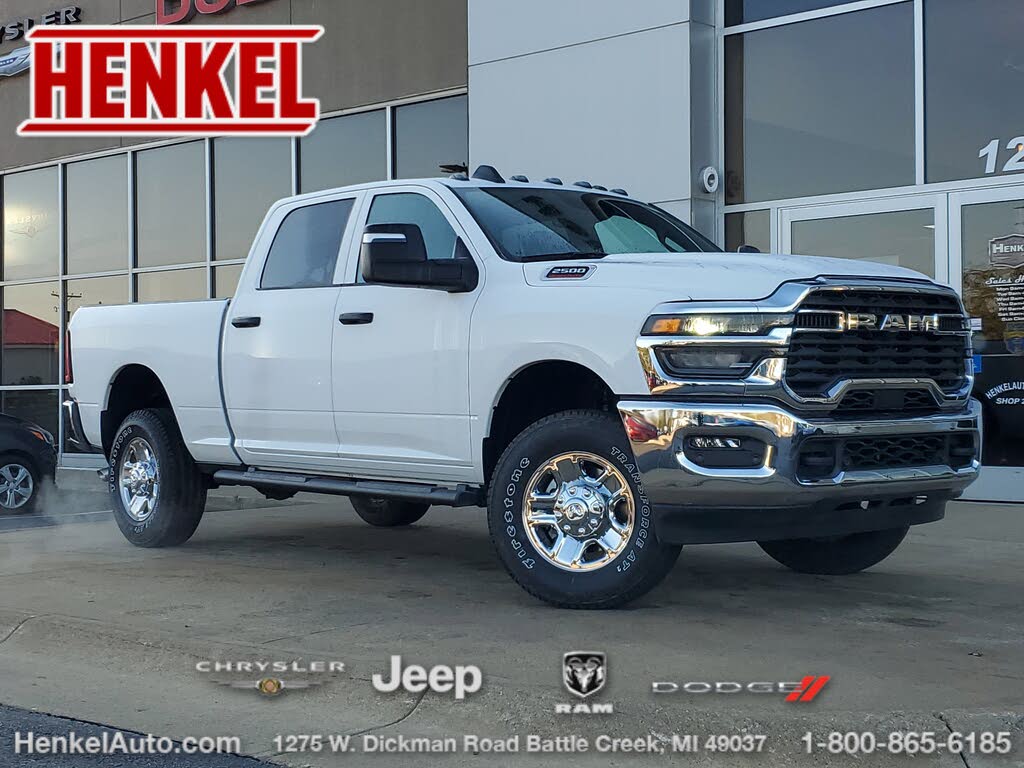 2026 RAM 2500 Tradesman Crew Cab 4WD