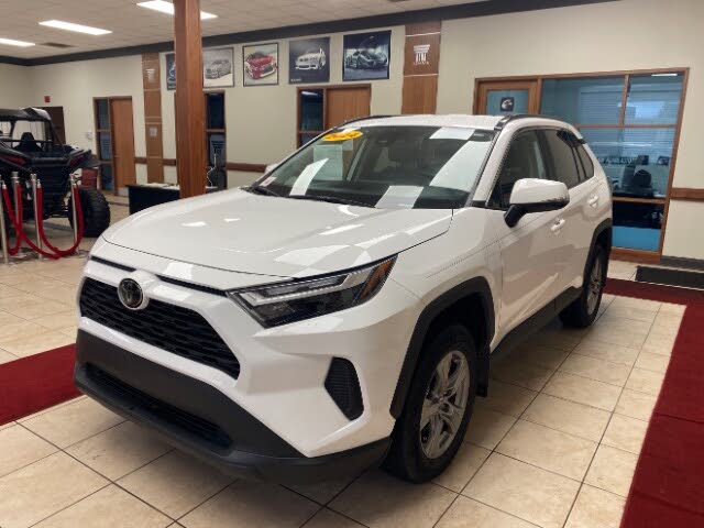 2024 Toyota RAV4 XLE FWD