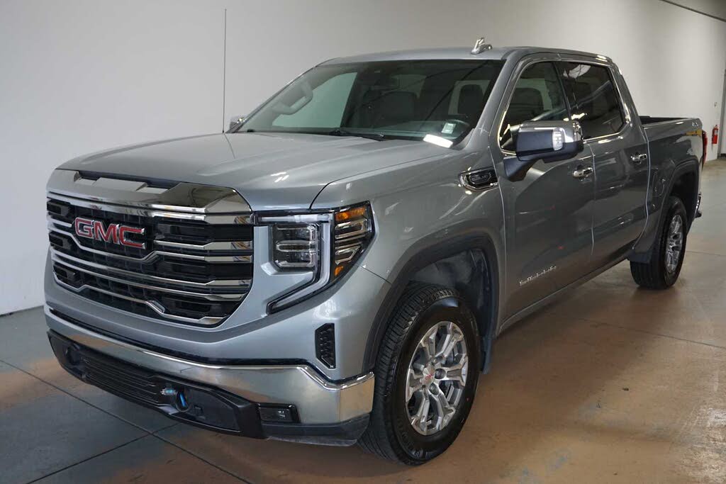 2025 GMC Sierra 1500 SLT Crew Cab 4WD