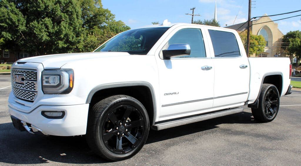2016 GMC Sierra 1500 Denali Crew Cab 4WD