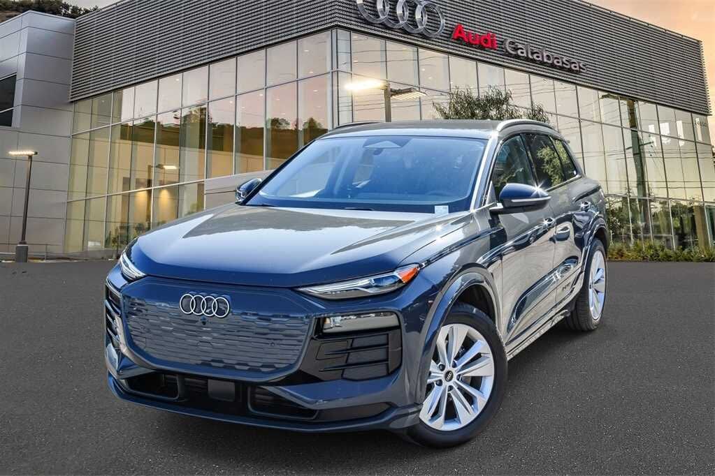 2025 Audi Q6 e-tron Premium RWD