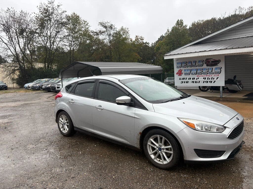 2016 Ford Focus SE Hatchback