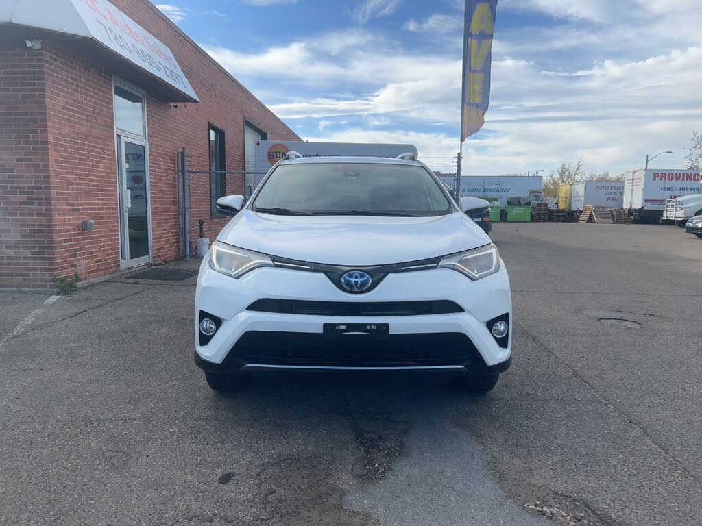 2017 Toyota RAV4 Hybrid LE Plus AWD