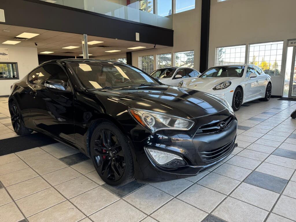 Hyundai Genesis Coupe 3.8 GT RWD 2015