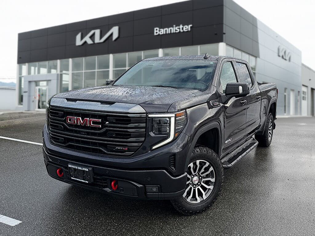 2023 GMC Sierra 1500 AT4 Crew Cab 4WD