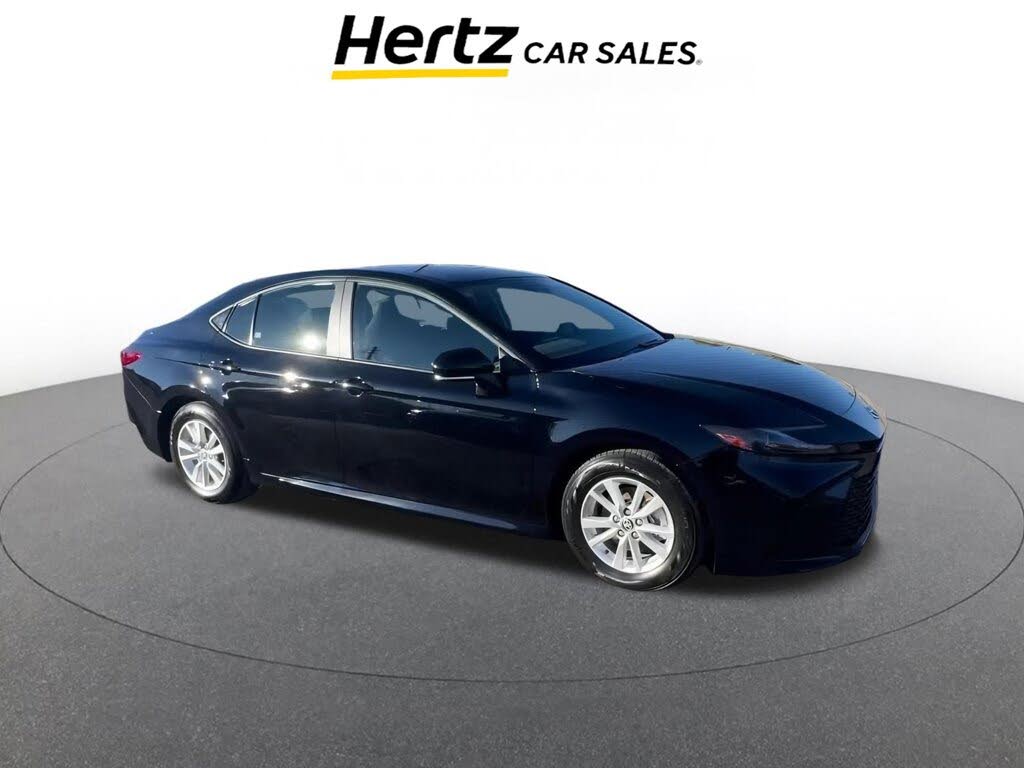 2025 Toyota Camry LE FWD