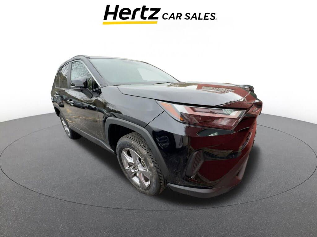 2025 Toyota RAV4 XLE FWD