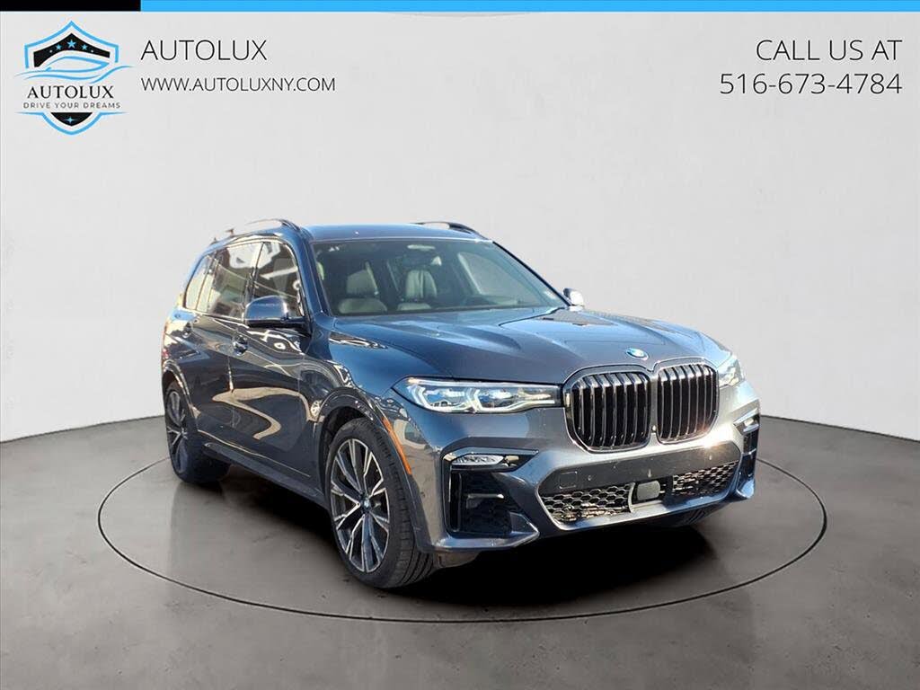 2021 BMW X7 M50i AWD