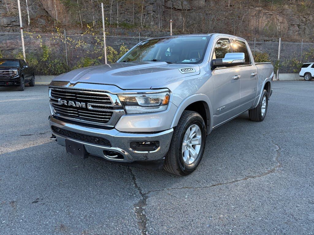 2022 RAM 1500 Laramie Crew Cab 4WD