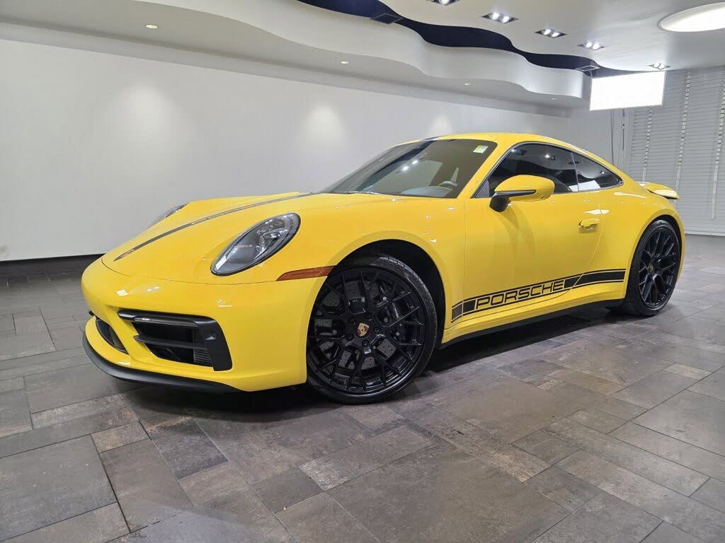 2023 Porsche 911 Carrera GTS Coupe RWD
