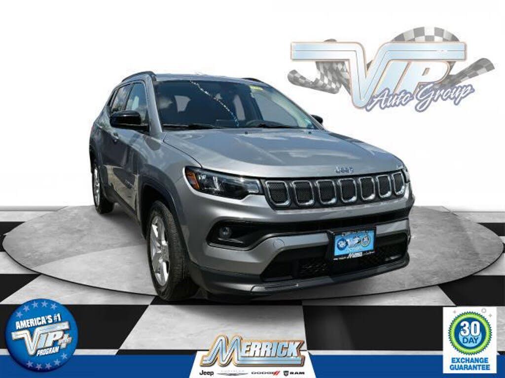 2022 Jeep Compass Latitude FWD