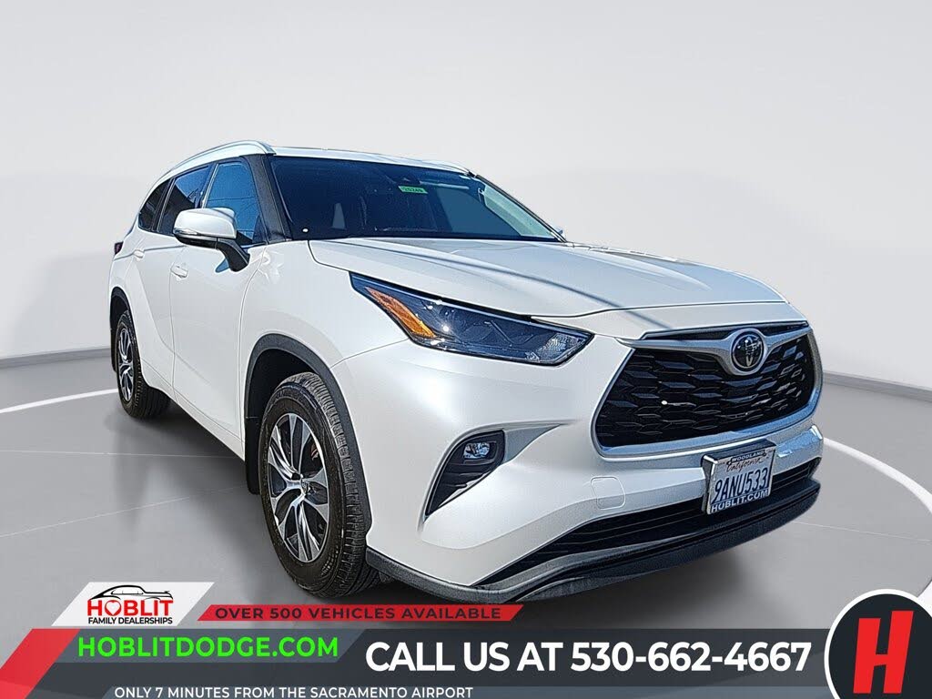 2022 Toyota Highlander XLE FWD