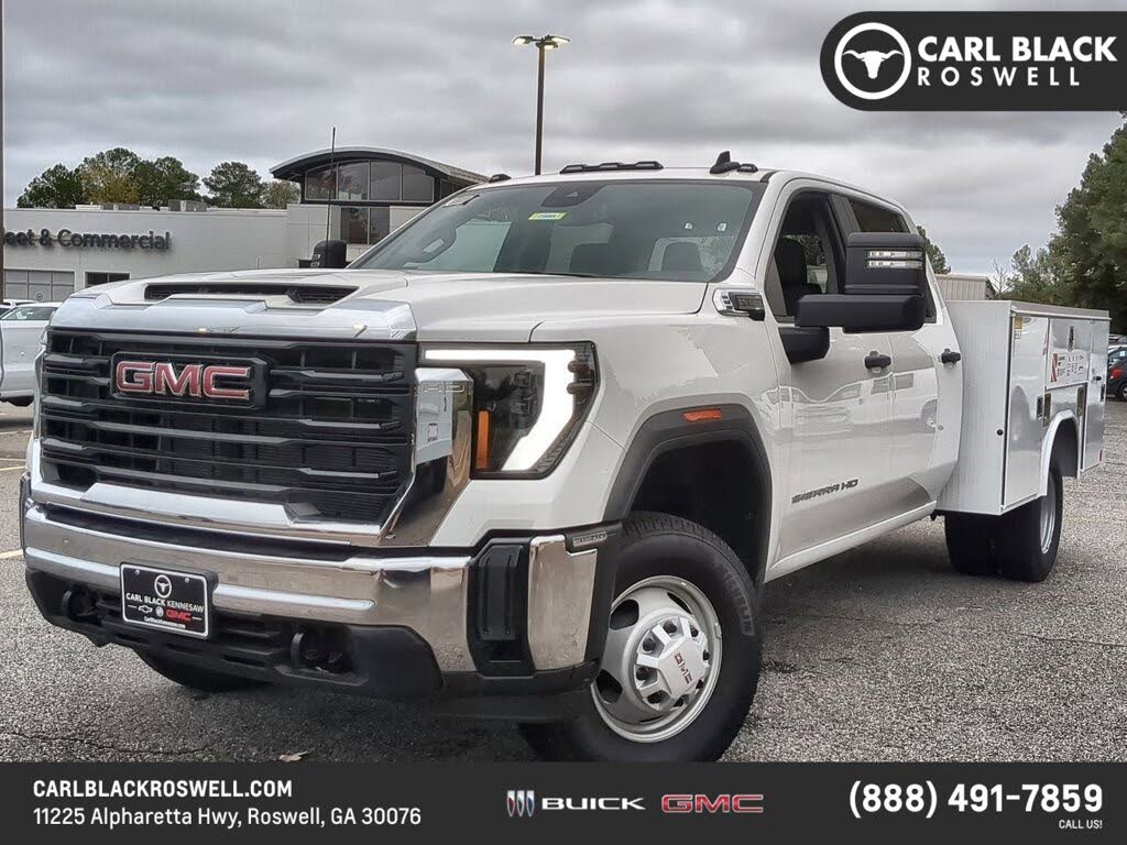 2025 GMC Sierra 3500HD Chassis Pro Crew Cab 4WD