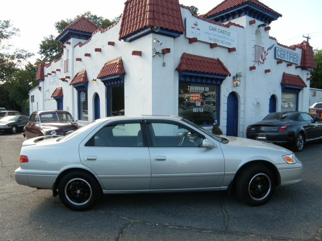 2000 Toyota Camry LE V6