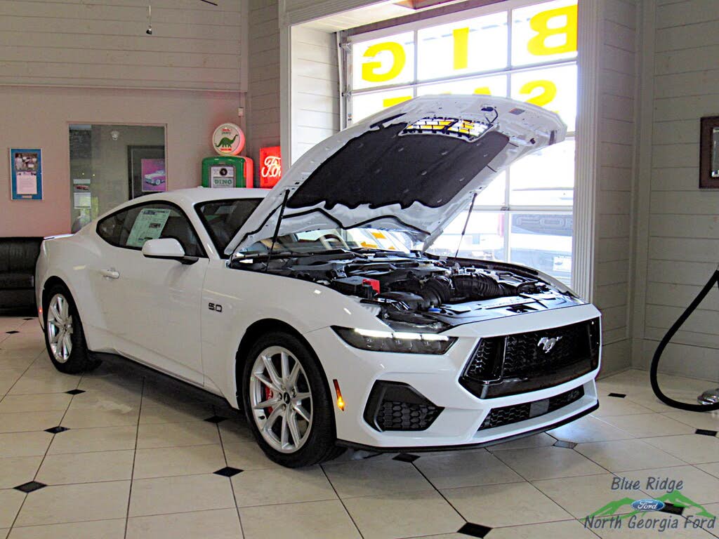 2025 Ford Mustang GT Premium Fastback RWD