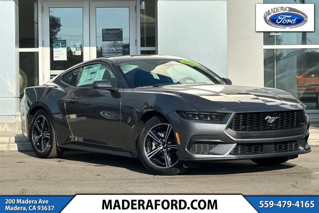 2025 Ford Mustang EcoBoost Fastback RWD