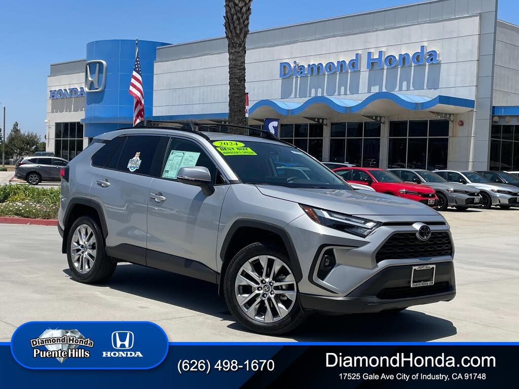 2024 Toyota RAV4 XLE Premium FWD