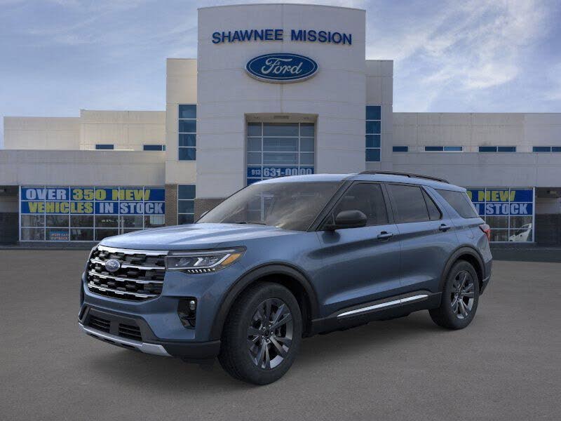 2025 Ford Explorer Active AWD