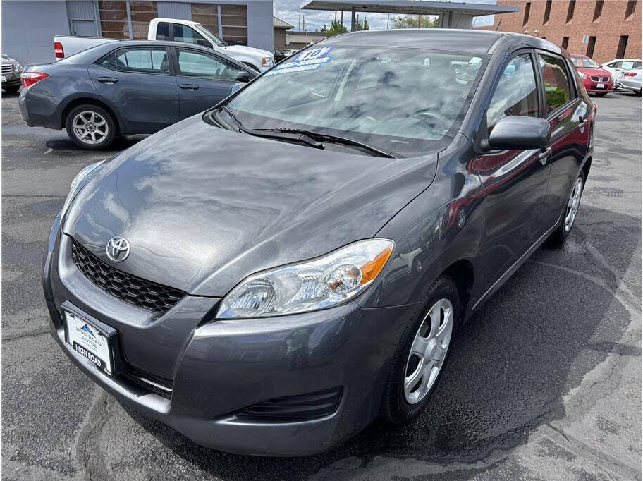 2010 Toyota Matrix Base
