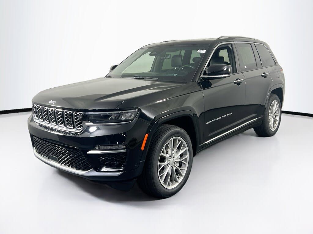 2022 Jeep Grand Cherokee Summit 4WD
