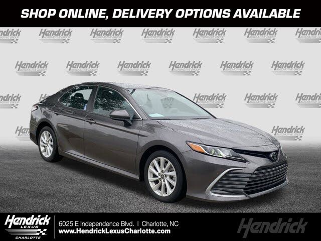 2022 Toyota Camry LE FWD
