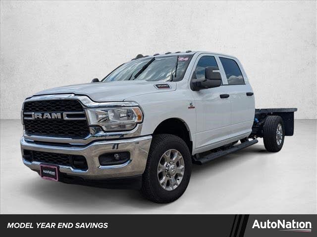 2024 RAM 3500 Chassis Tradesman Crew Cab LB RWD