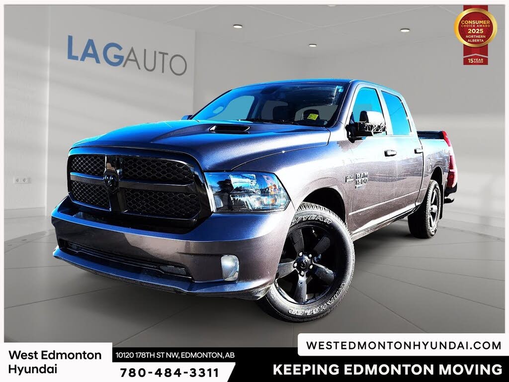 RAM 1500 Classic Express Crew Cab 4WD 2023