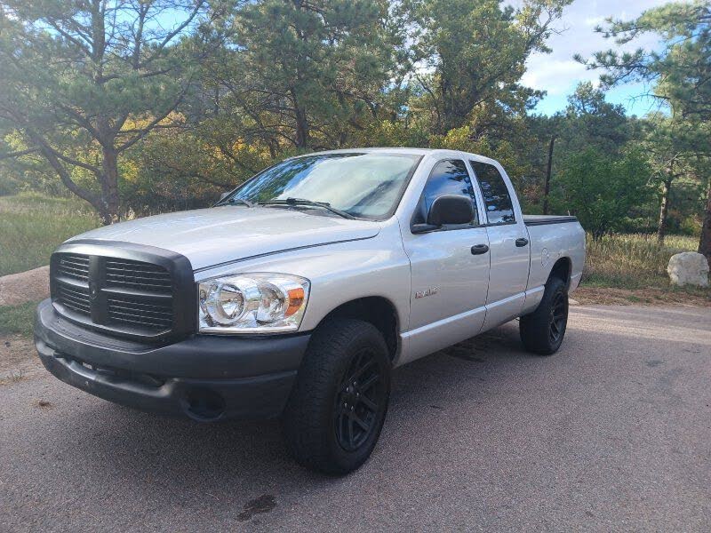 2008 Dodge RAM 1500 SXT Quad Cab 4WD