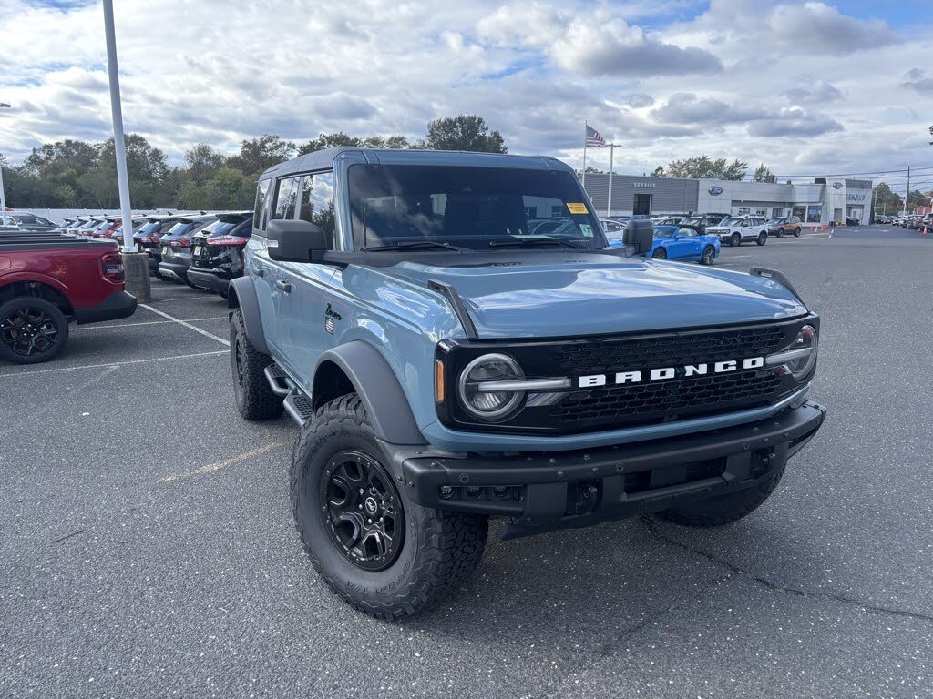 2022 Ford Bronco Wildtrak Advanced 4-Door 4WD