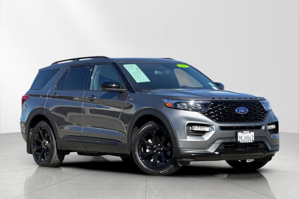 2023 Ford Explorer ST-Line RWD