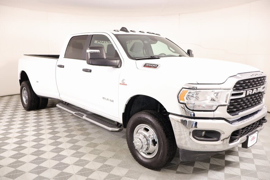 2024 RAM 3500 Big Horn Crew Cab LB DRW 4WD