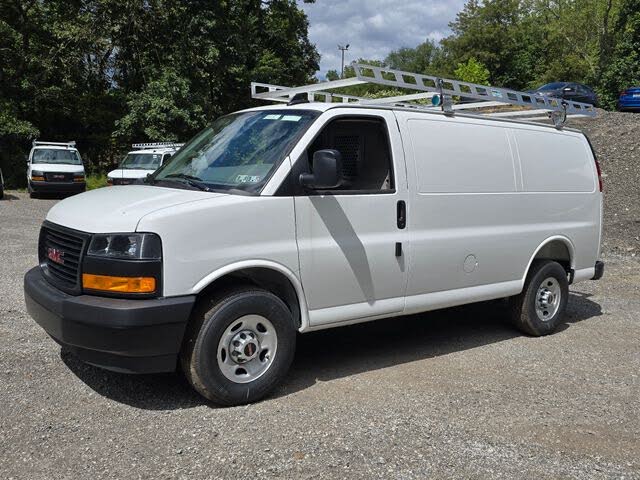 2025 GMC Savana Cargo 3500 RWD
