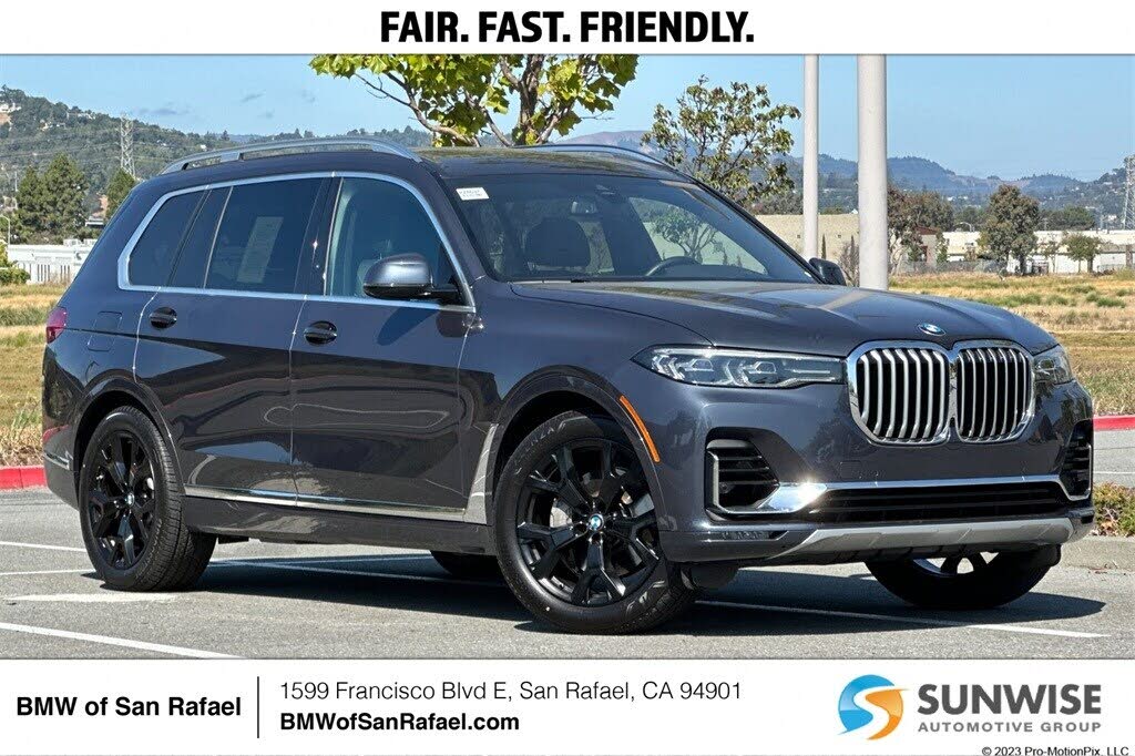 2022 BMW X7 xDrive40i AWD