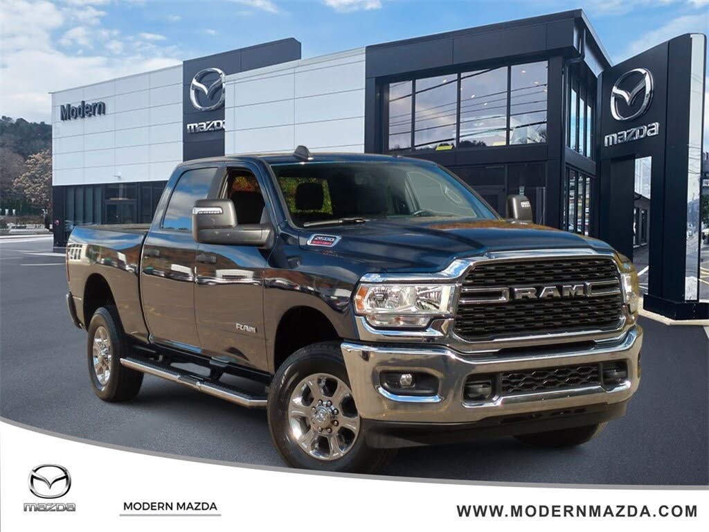 2024 RAM 2500 Big Horn Crew Cab 4WD