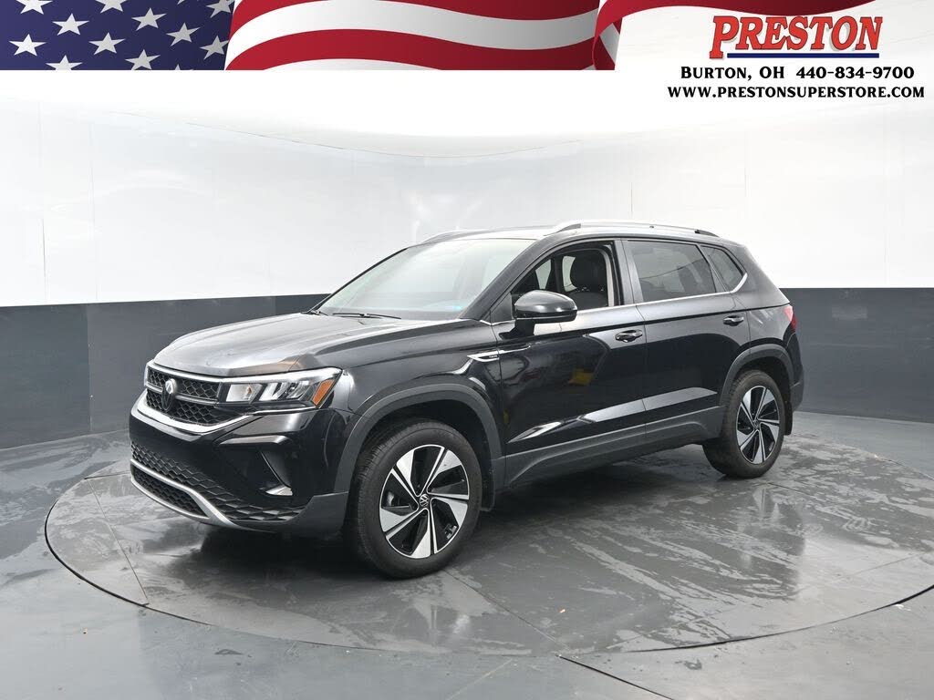 2024 Volkswagen Taos SE 4Motion