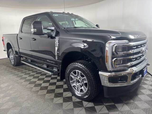 2026 Ford F-350 Super Duty Lariat Crew Cab 4WD