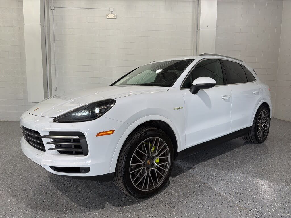 2023 Porsche Cayenne