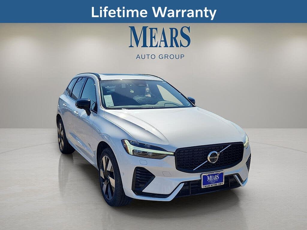 2025 Volvo XC60 Recharge T8 Plus Dark Theme eAWD