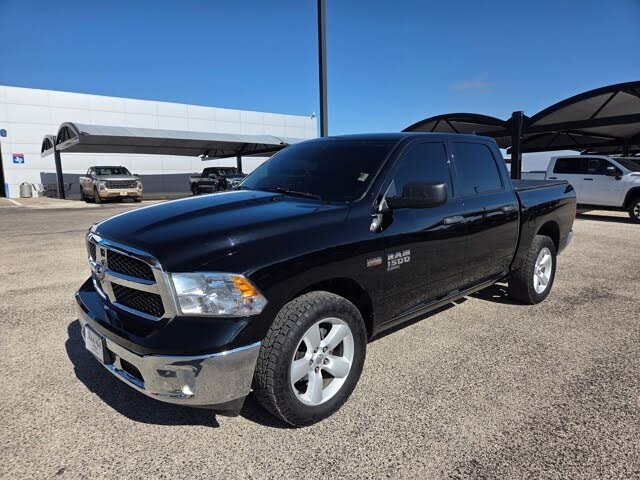 2024 RAM 1500 Classic Tradesman Crew Cab 4WD