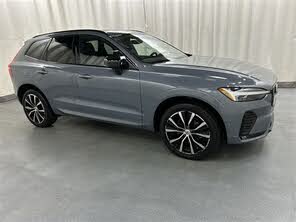 Volvo XC60 B5 Plus Dark Theme AWD