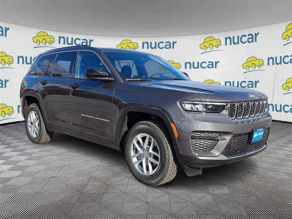 2025 Jeep Grand Cherokee Laredo X 4WD